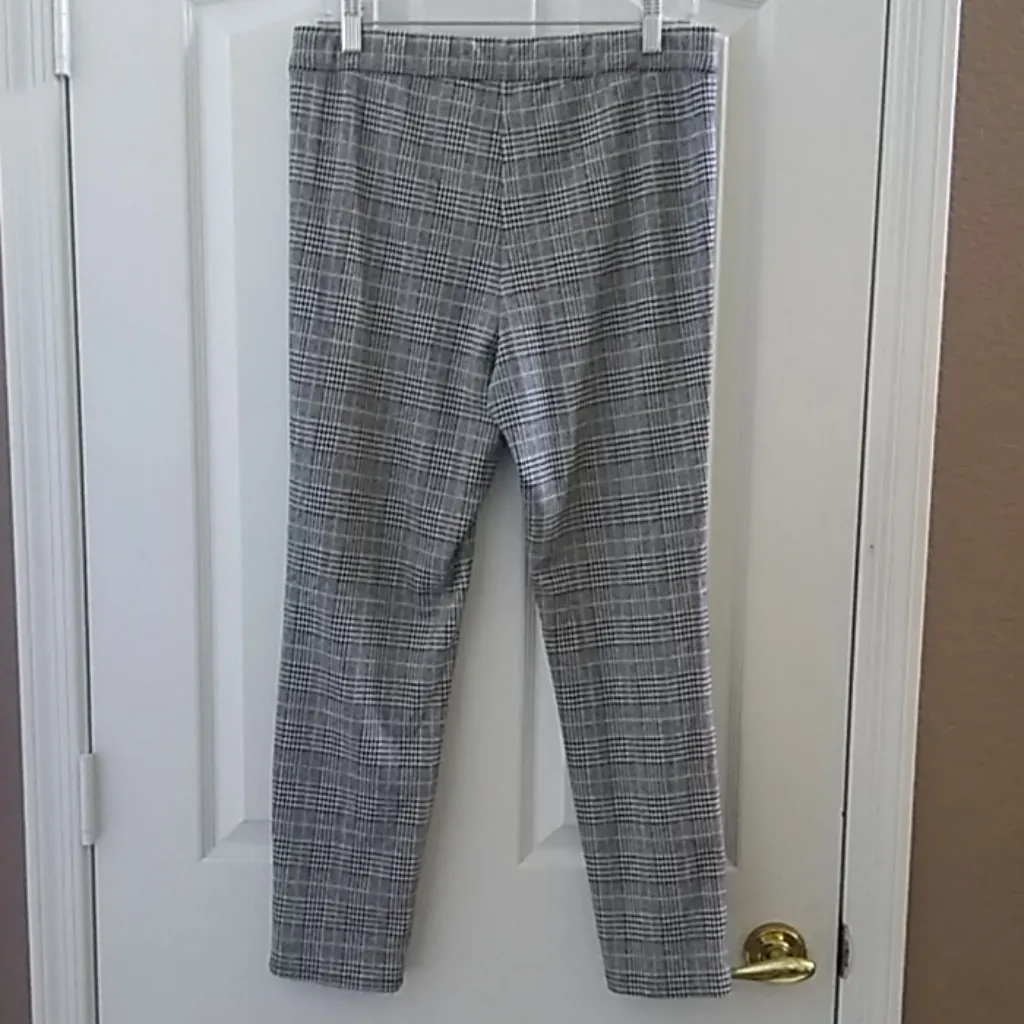 FINAL MARKDOWN Ladies' Max Studio Petite Slacks (Large petite) - Image 6