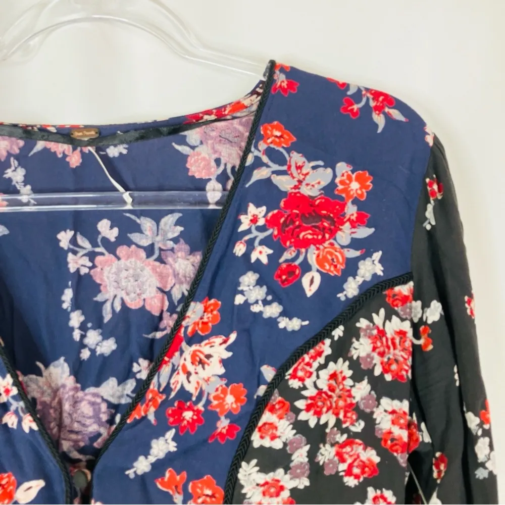 Free People | The Way The World Turns Navy Floral Button Long Sleeve Top XS - Image 2