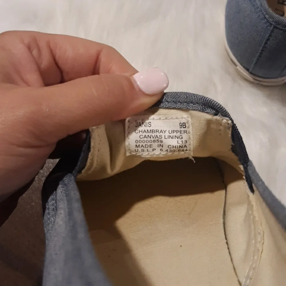 Ralph Lauren Chambray and Canvas Flat Sneakers - Image 6