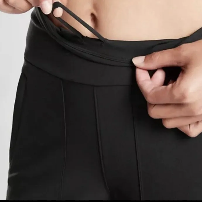 Athleta Black Headlands Hybrid Cargo Black Leggings - Image 9