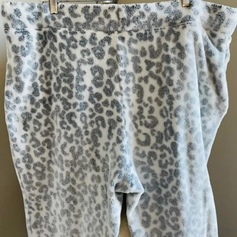 Wildfox Snow Leopard Cozy Jogger Pants Grey & White Athleisure Size XXL - Image 5