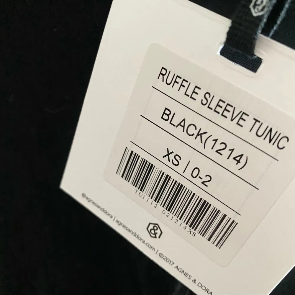NWT Agnes & Dora Ruffle Sleeve Tunic | Black - Image 3