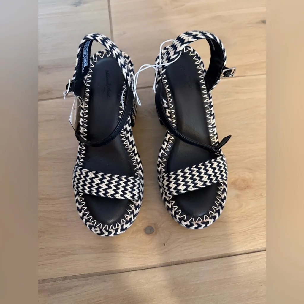 NEW Madeline Woven Platform Sandal Heels with Memory Foam Insole 8 - Image 3