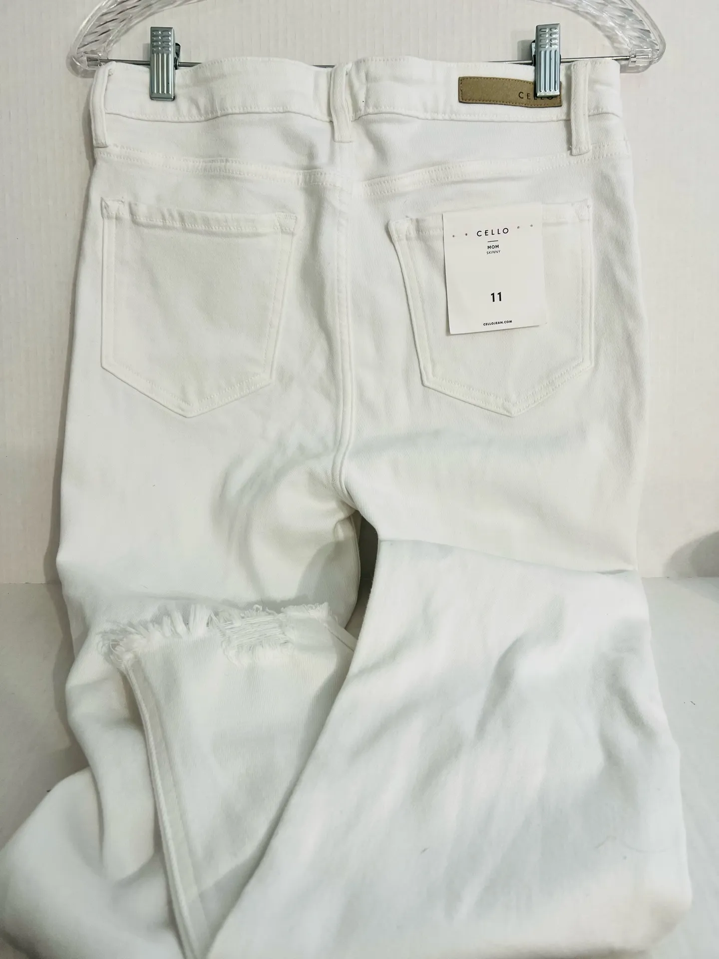 Cello White Mom Distressed Skinny Jeans - Image 4