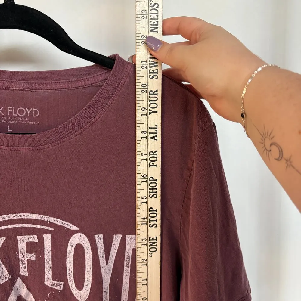 Pink Floyd Rock Band Tee Crop Top Red Graphic Logo Rainbow 80s Concert Music Size L - Image 6