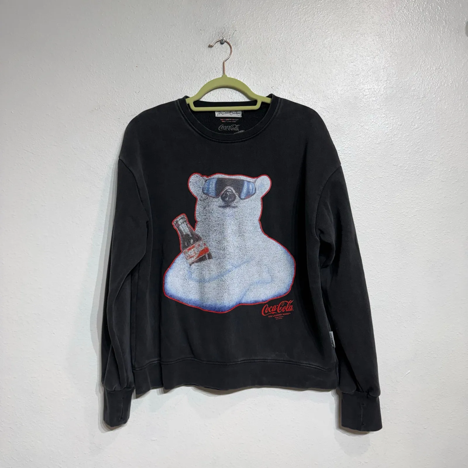 The Laundry Room Black Polar Bear Coca Cola Jumper Sweatshirt Sz S - Image 2