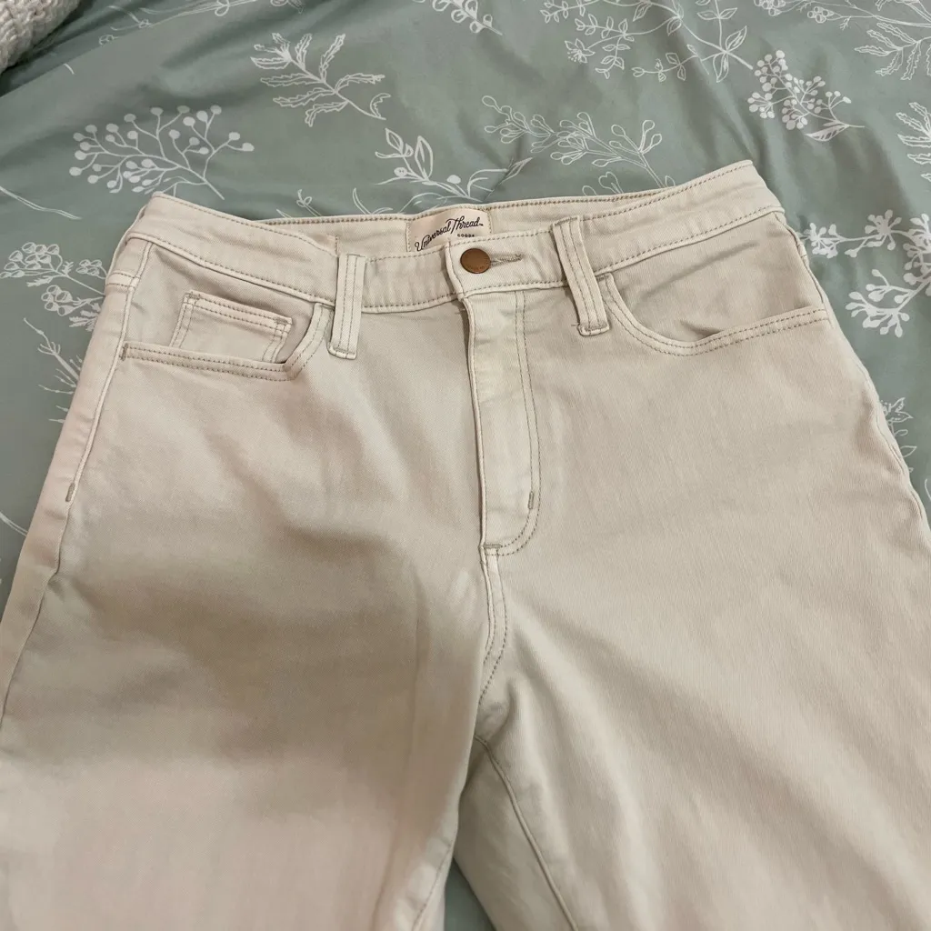 Universal Threads Universal Thread OffWhite Stretch Denim Size 10 R High Skinny - Image 3