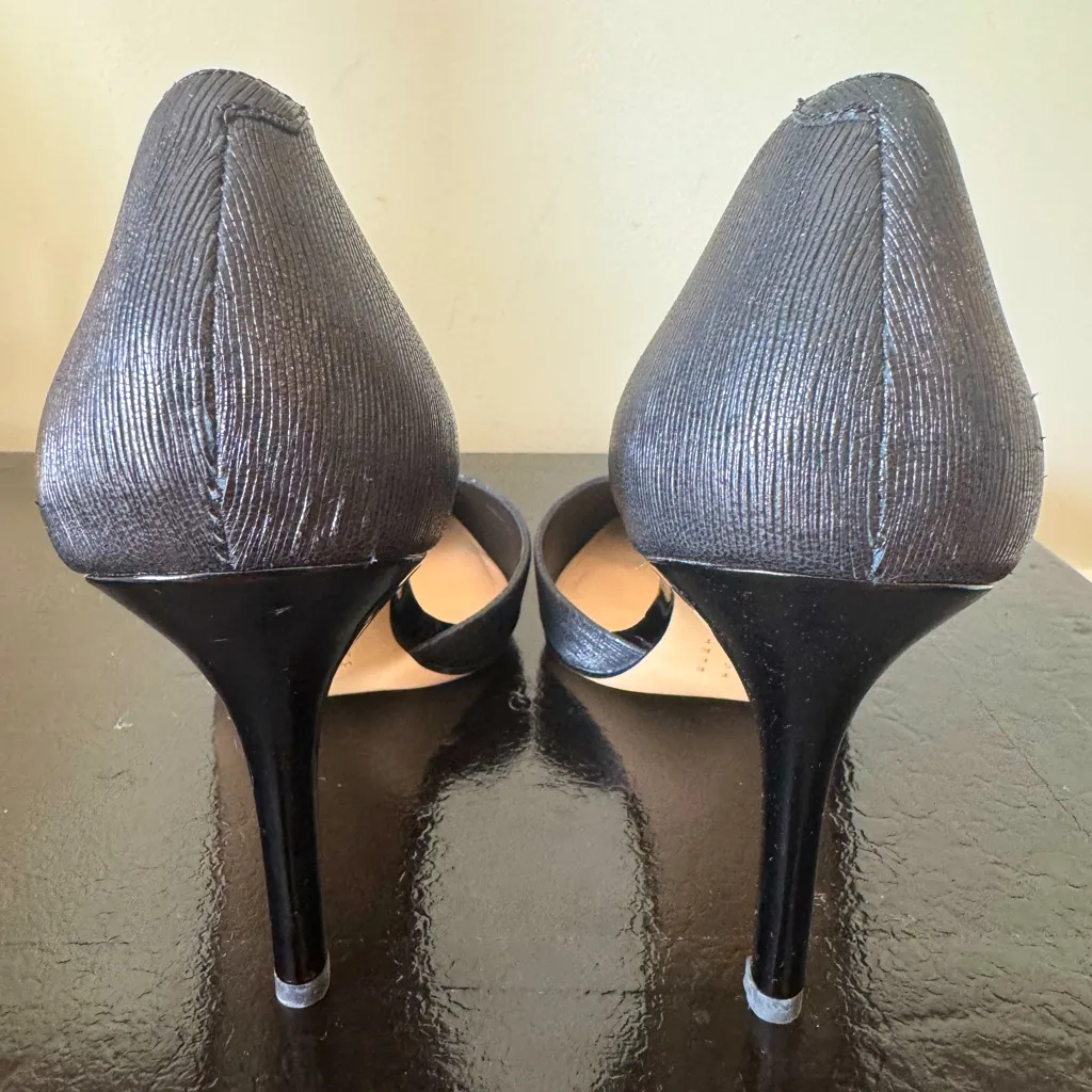 White House Black Market Ella Black Wavy Heels - Image 5