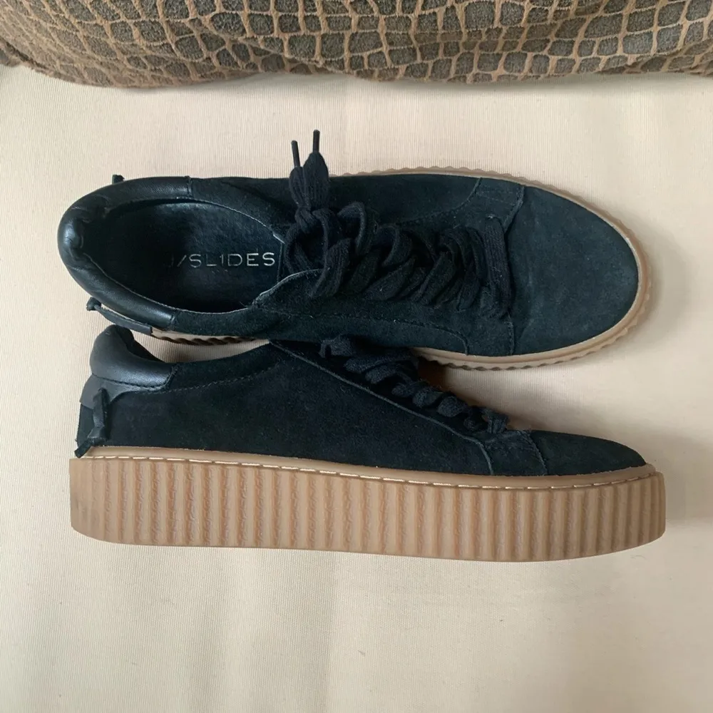 J/Slides‎ Suede Platform Sneaker Black Size 8 - Image 3