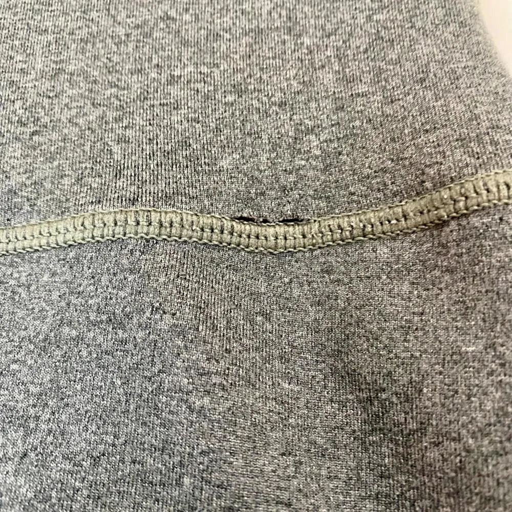 Aerie Women's Color Block Athletic Legging Gray Pink Size XS FLAW - Image 5