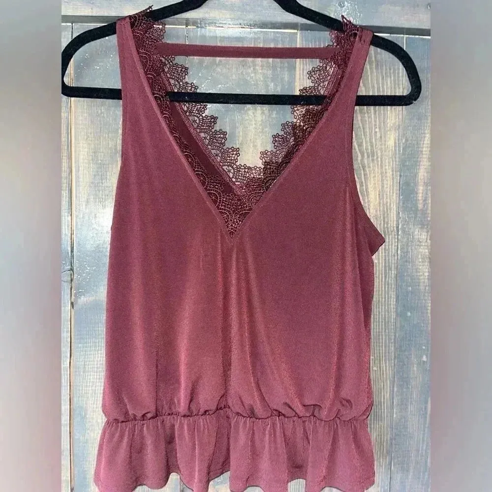 Express Burgundy Lace-Trim Peplum Tank Top Sleeveless V-Neck‎ Blouse - Image 4