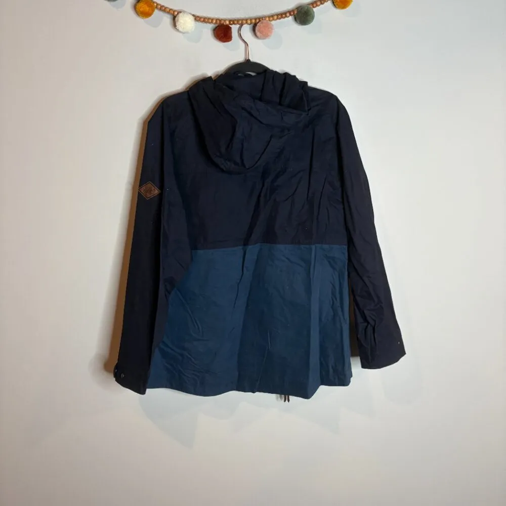 Woolrich Eco Rich Crestview Heritage Jacket in Blue - Image 6