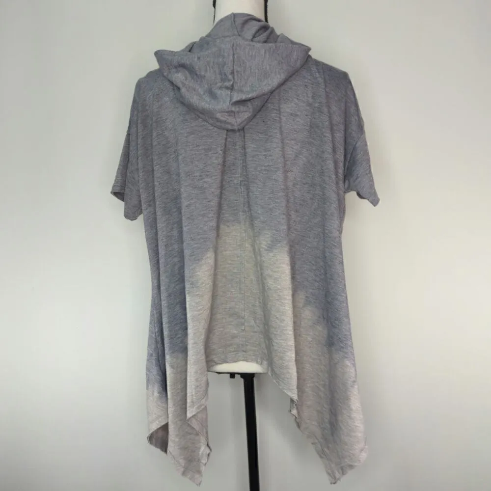 Moon River Gray Ombre Dip Dye Asymmetrical Hooded Shark Bite Hem Top Small NWT - Image 4