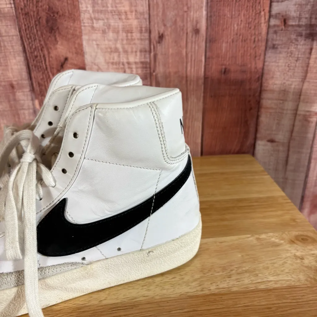 Nike White Blazer Mid 77 Sneakers Size‎ 7 - Image 6