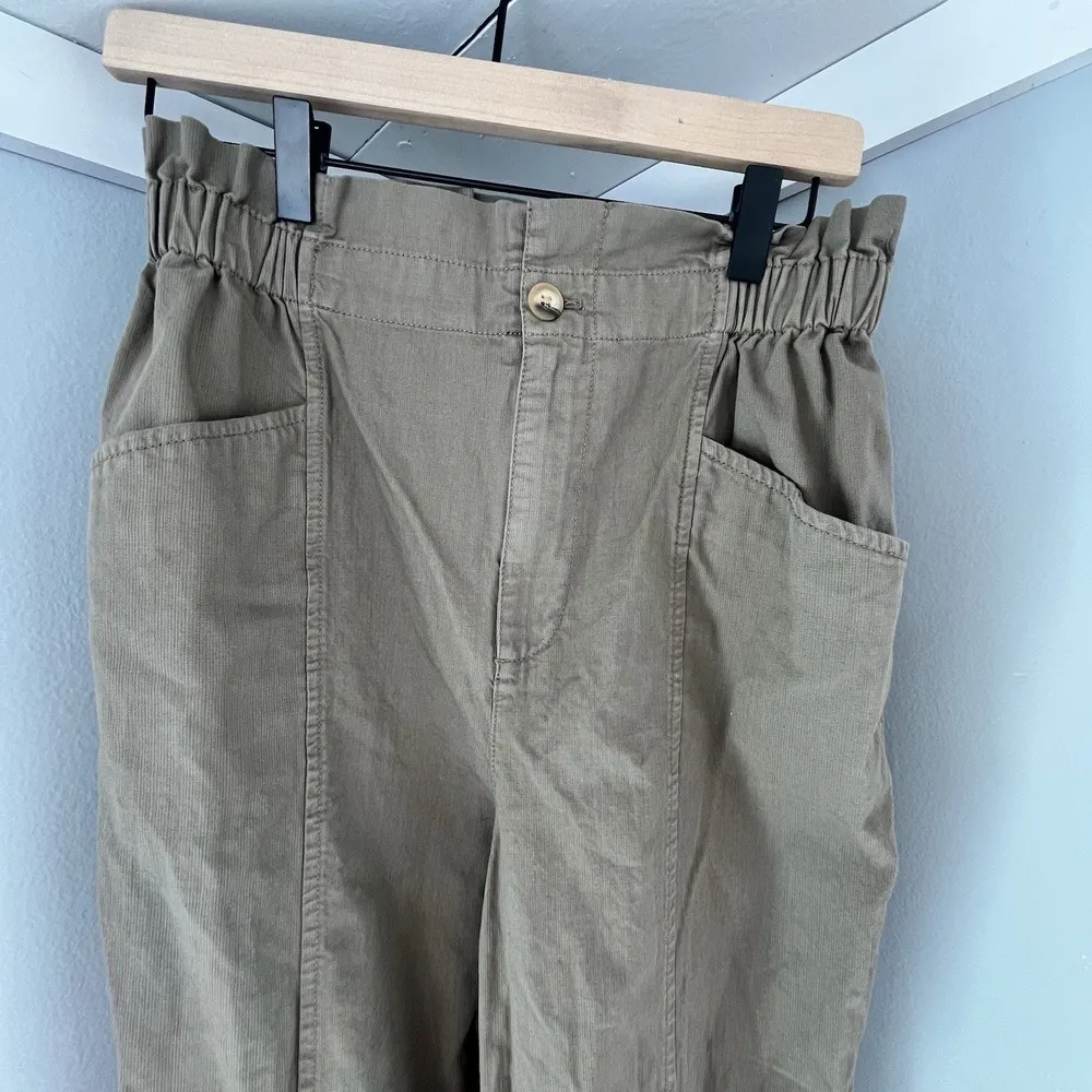 Madewell Pull On High rise paperbag waist Tapered crop olive green Women 26 - Image 5