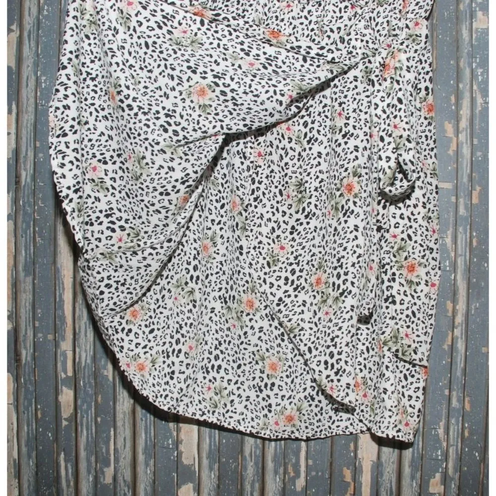 NWT A'GACI Shop 17 Juniors Ladies White Dress Size S V-Neck Elastic Waist Belt - Image 4