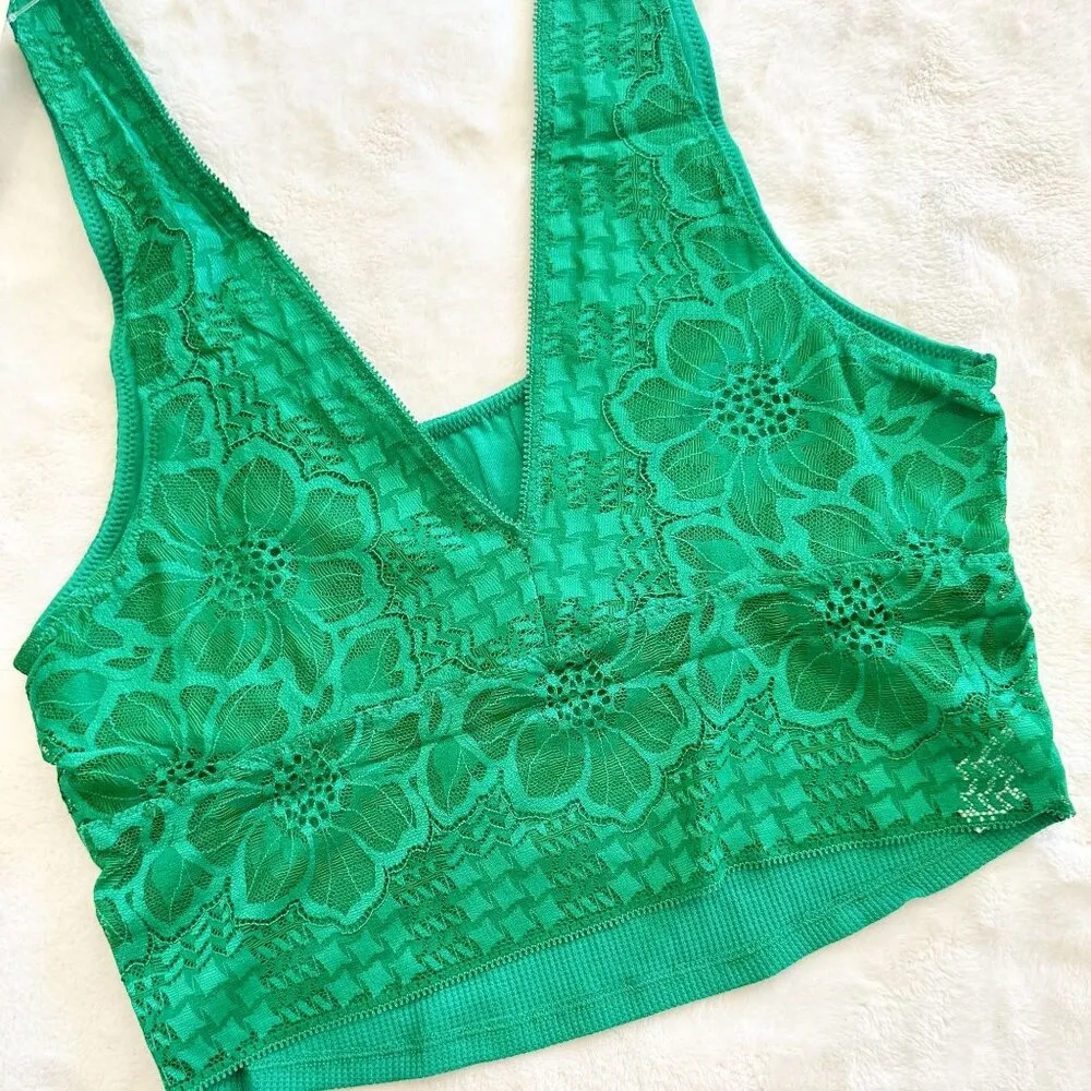 NWT Aerie Holiday Green Floral Lace Ribbed Bralette Crop Top - M - Image 2