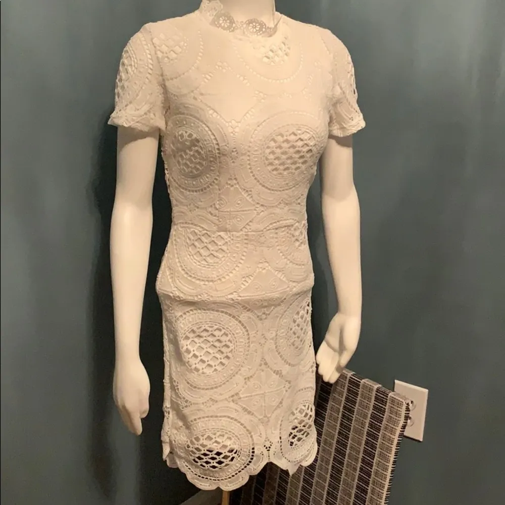 Missguided White crocheted short sleeve dress - Image 2