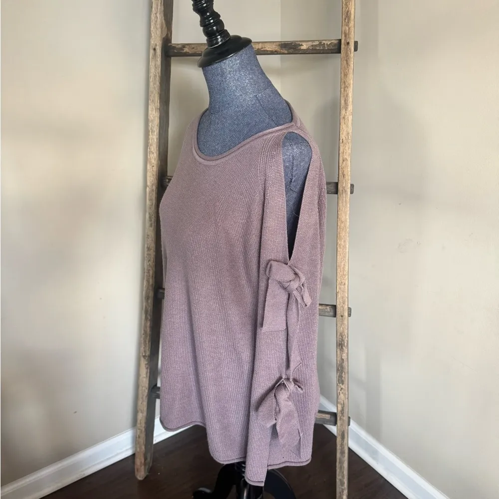 Listicle Cold Shoulder Cold Arm Pullover Sweater - Image 4