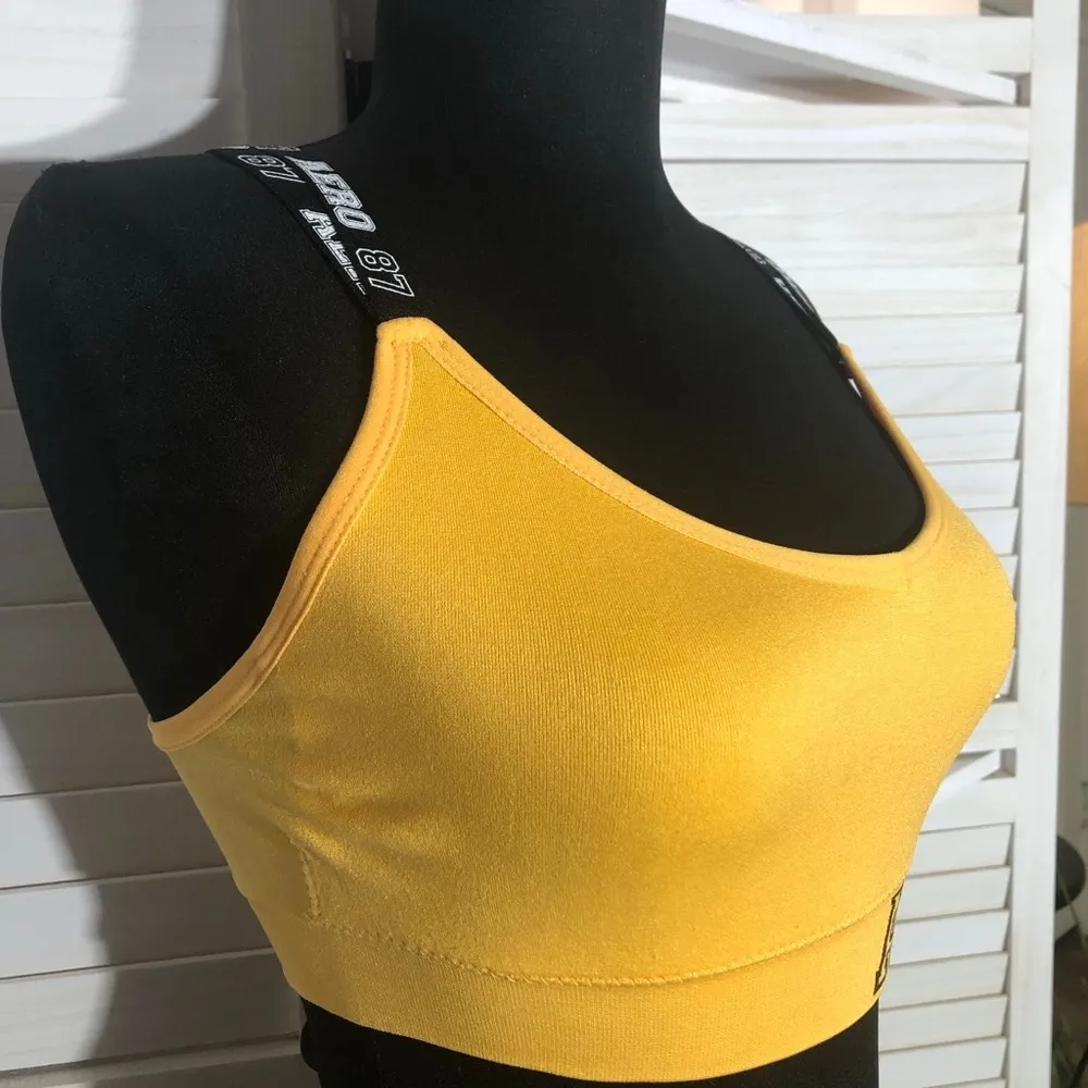 Aero Sports Bra Yellow and Black Criss Cross Back Small - Image 5