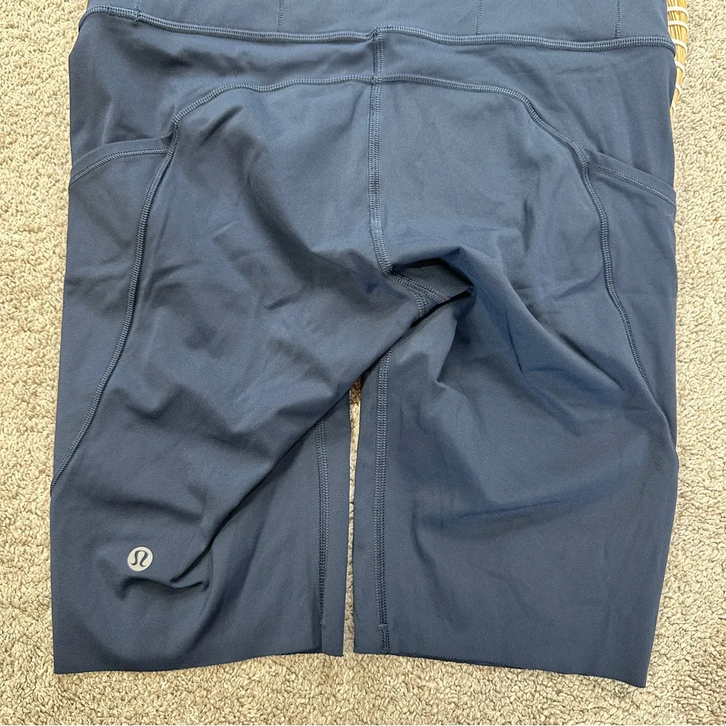 Lululemon Women’s Fast And Free Short 10" Non-Reflective Run in True Navy Size 6 - Image 9