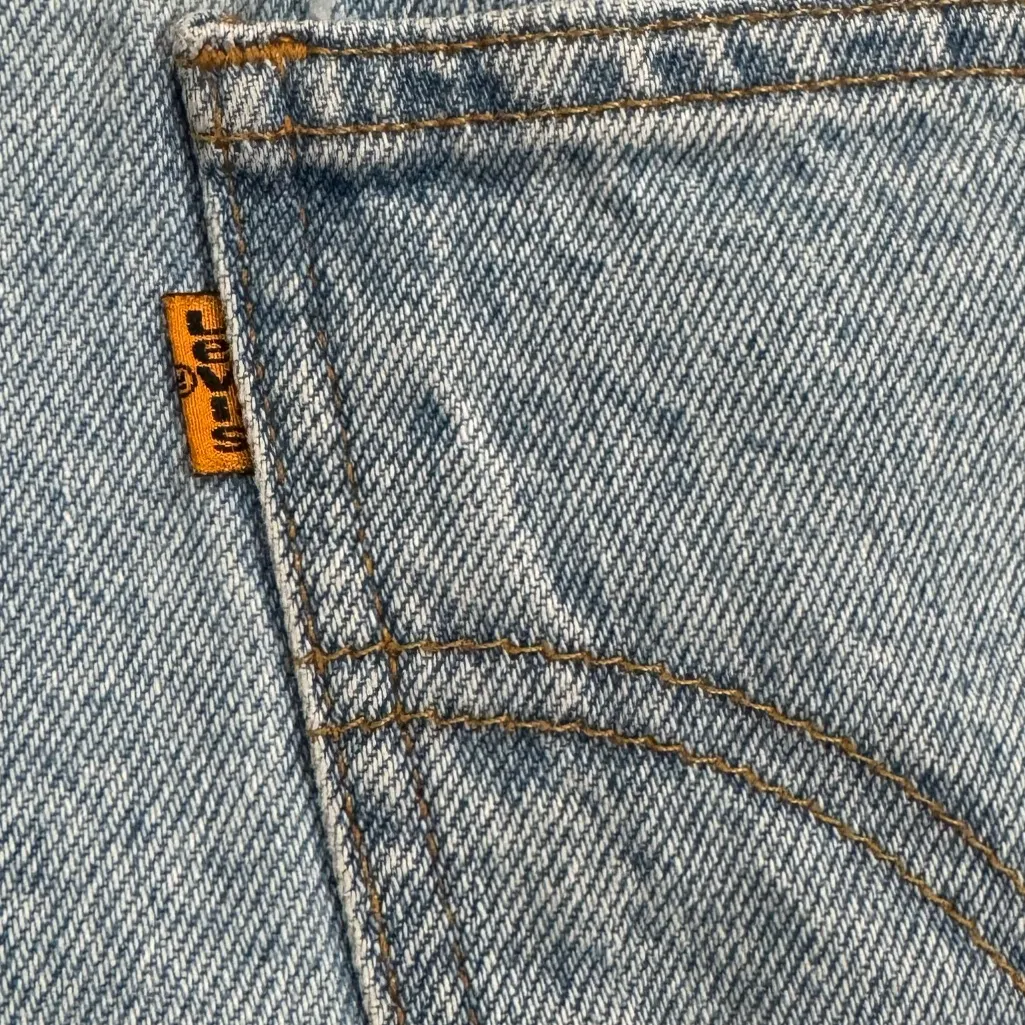 Levi’s 550 Vintage Orange Tab High Rise Jean Shorts Women’s 31 - Image 4