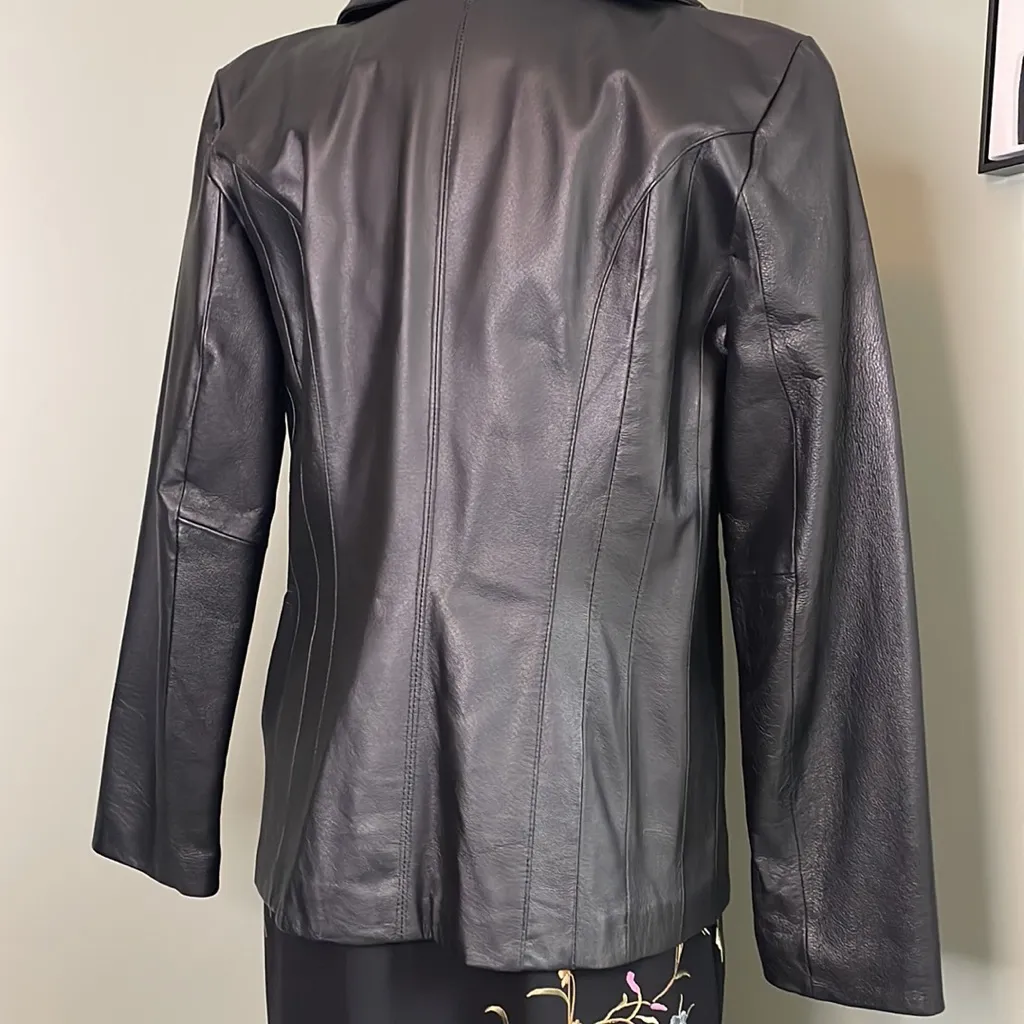 East 5th Elegant Women’s Black Genuine Leather Jacket Size Medium - Image 9