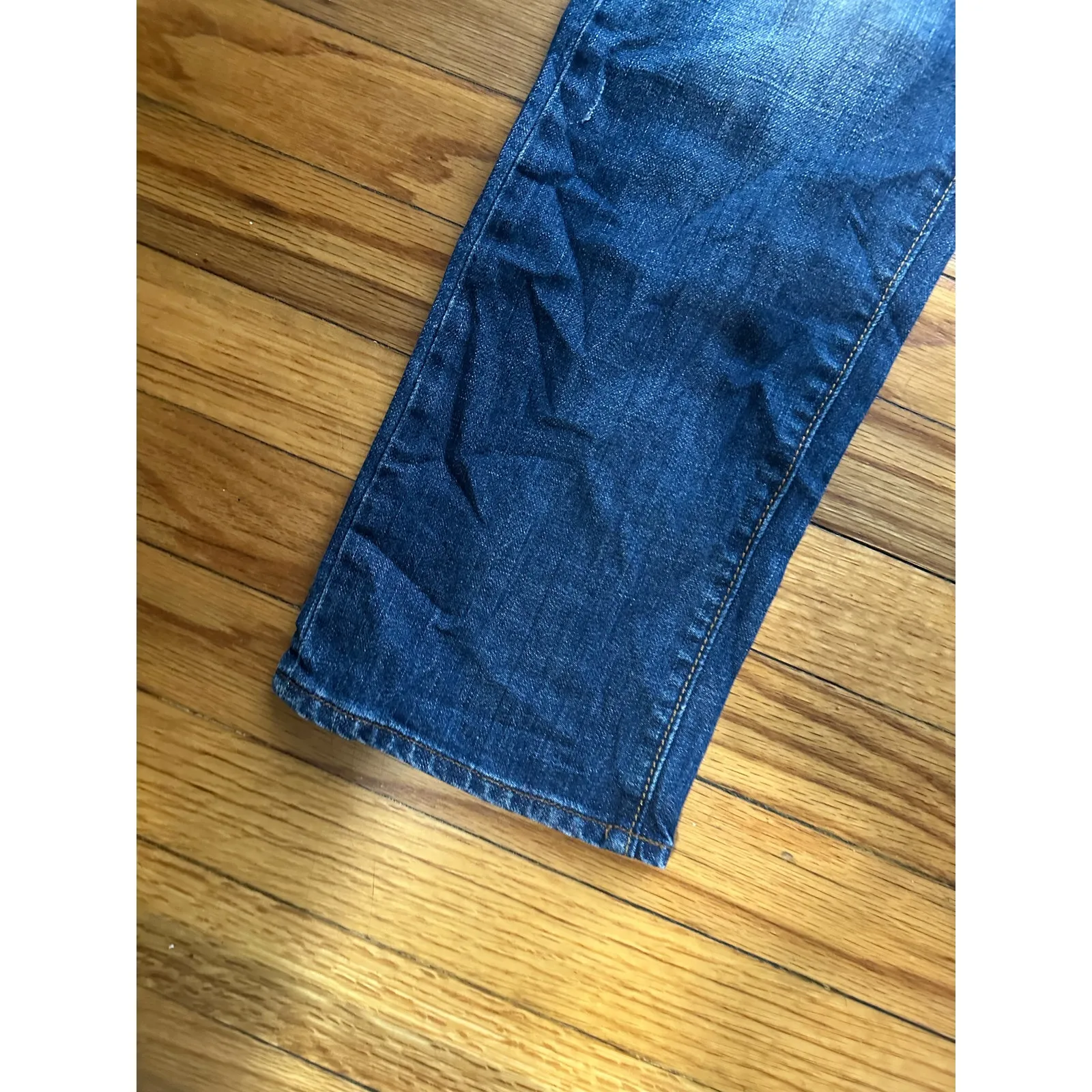 GAP Sexy Boyfriend Jeans – Size 26R, Relaxed Fit, Classic Wash - Image 2