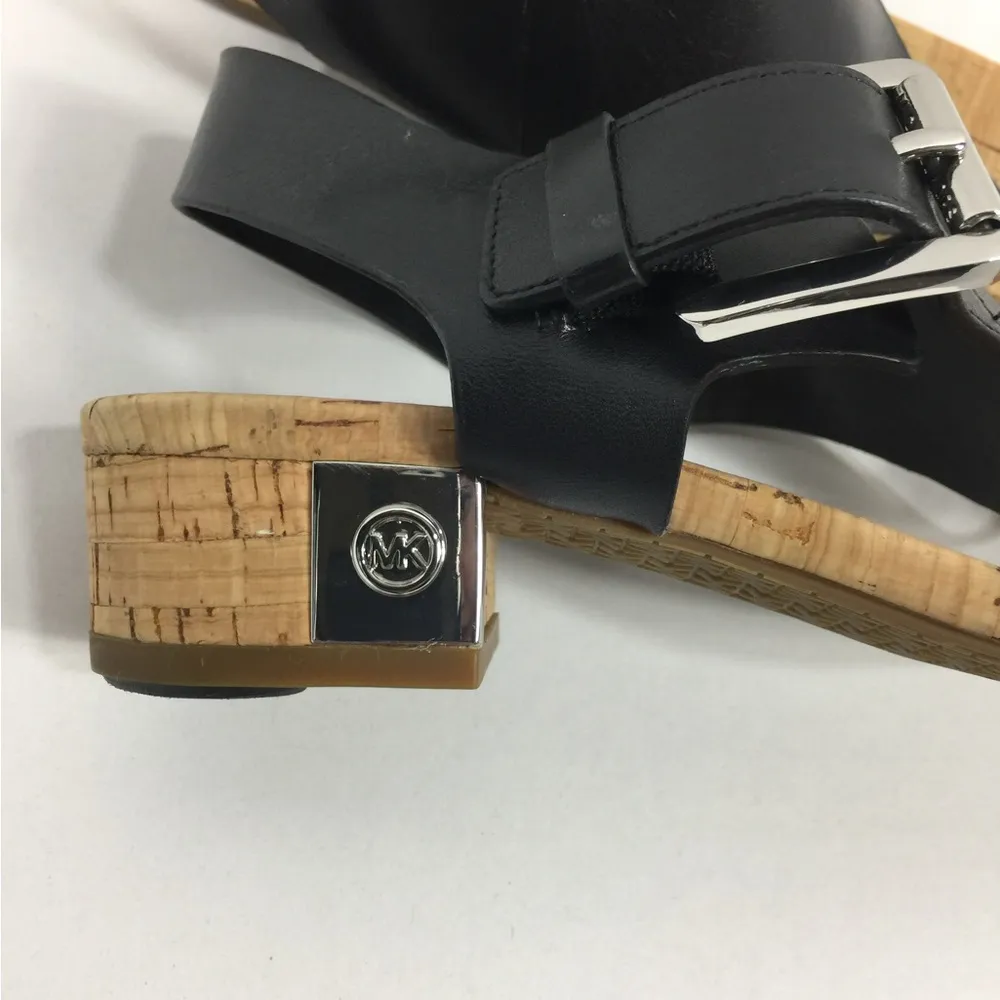 Michael Michael Kore London Thong Black Sandals Size 5.5 - Image 4