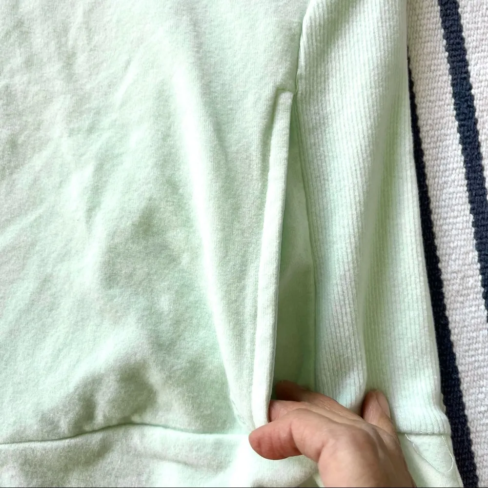 Harmonise Luxe Fleece Sweatshirt in Glacier Green Medium - Image 10