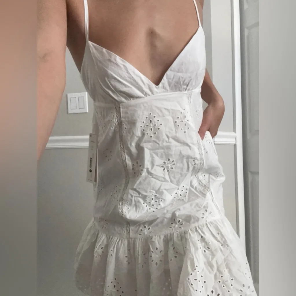 Bloomingdales AQUA white eyelet ruffle hem mini sundress NWT Size XS - Image 4