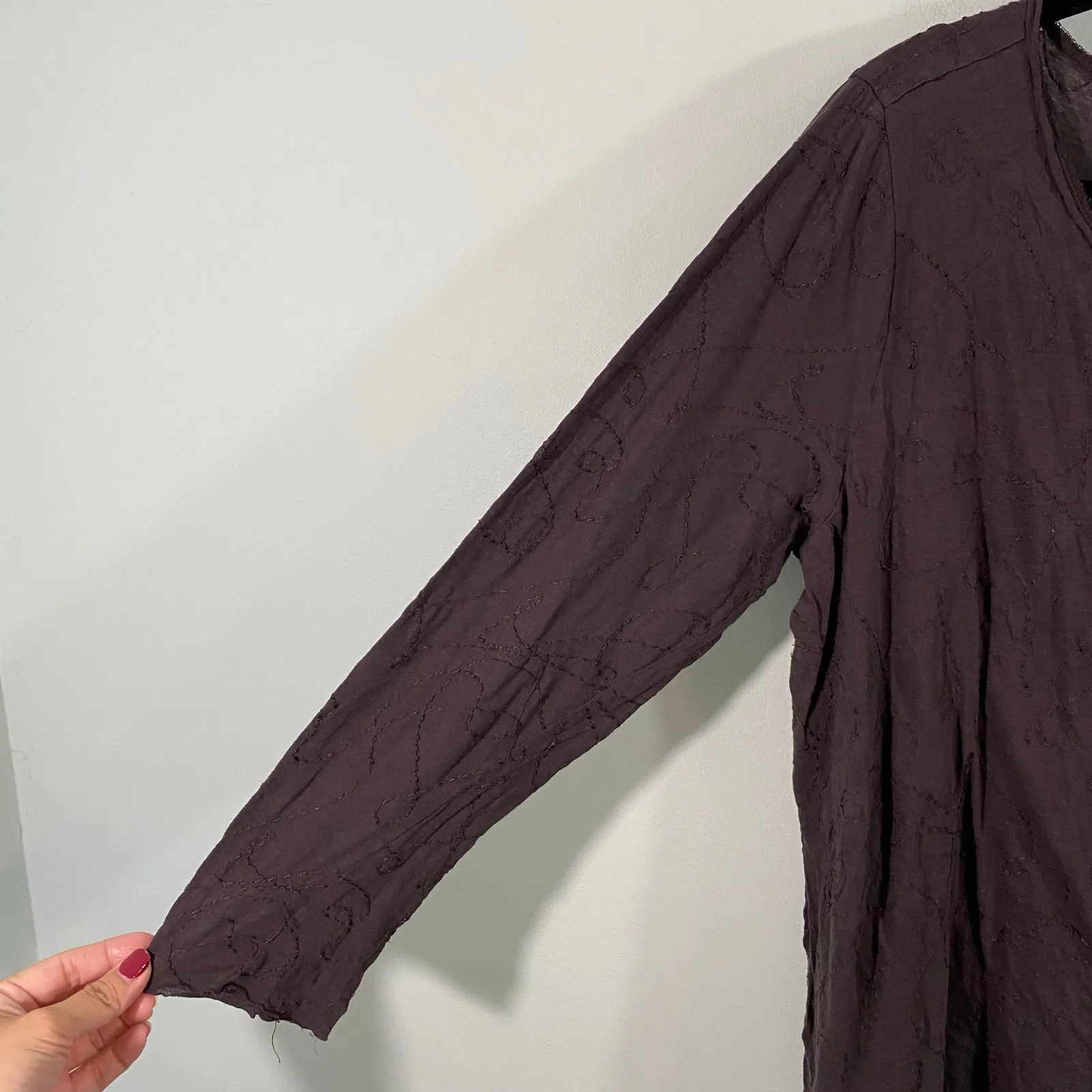 Vtg 90's Eileen Fisher Brown Allover Embroidered Lightweight Q-sleeve Top Size S - Image 5