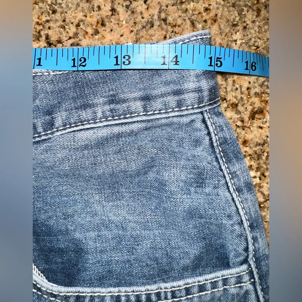 ÉTICA IRIS RELAXED BARREL JEAN, Size 28 Color is light blue wash EUC Like New - Image 7