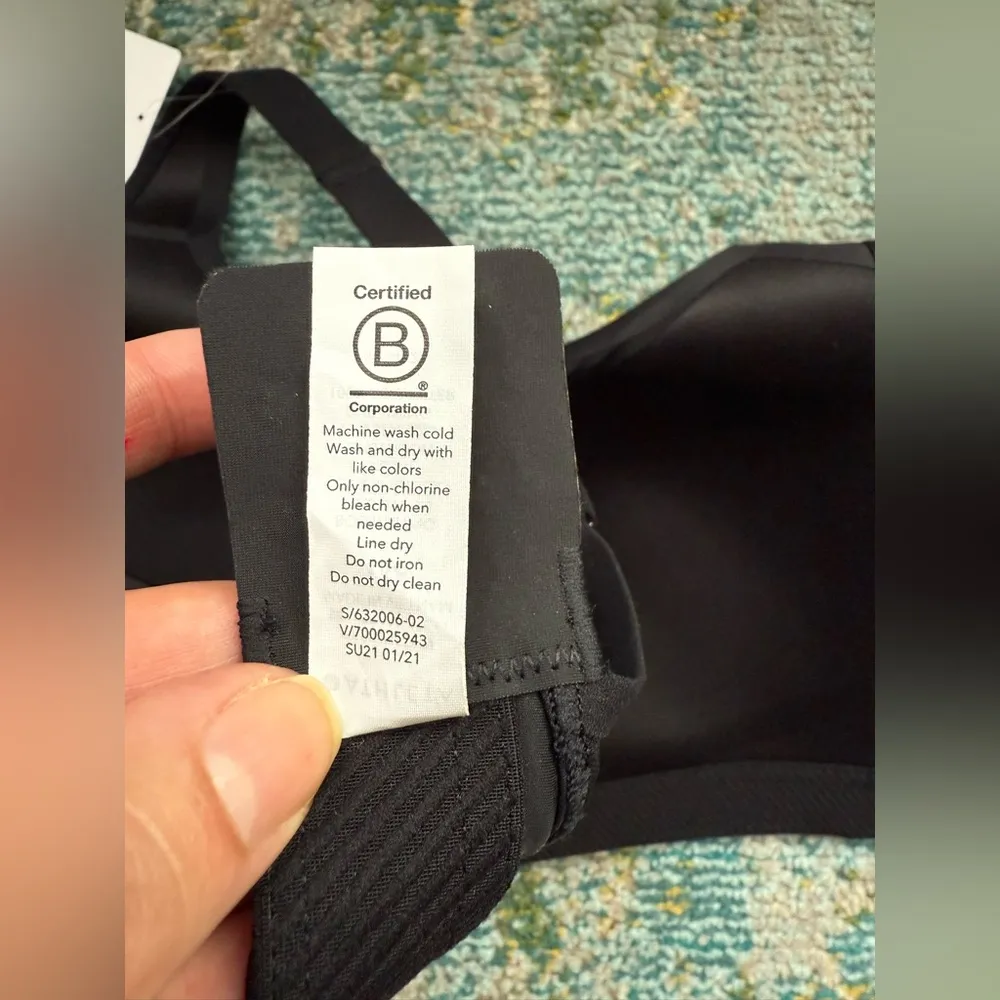 NWT Athleta Advance Sprint high impact black sports bra, size 40C - Image 10