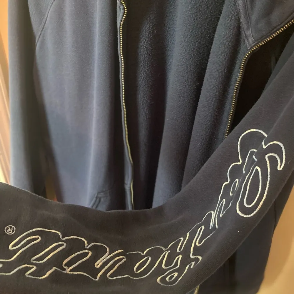 Carhartt ladies zipper up - Image 6