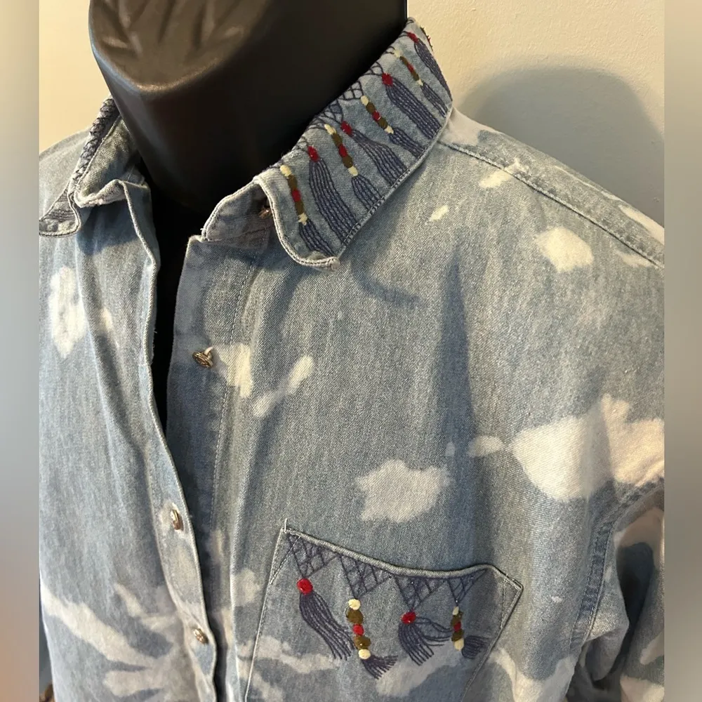 90s Embroidered Denim Tie Dye Jean Jacket Tassel Vintage Blue Small - Image 2
