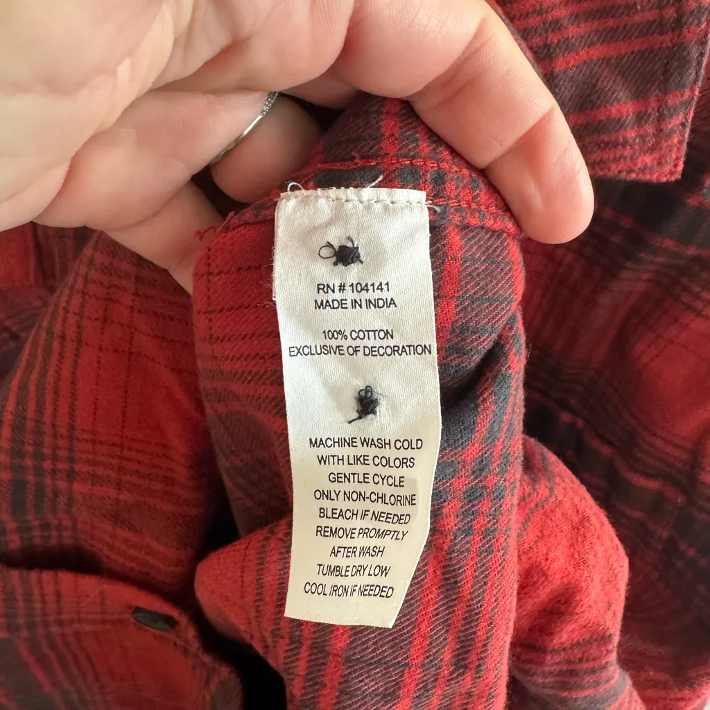 NWT! Women’s Alpine Design multi colored plaid button down flannel shirt, Large - Image 3