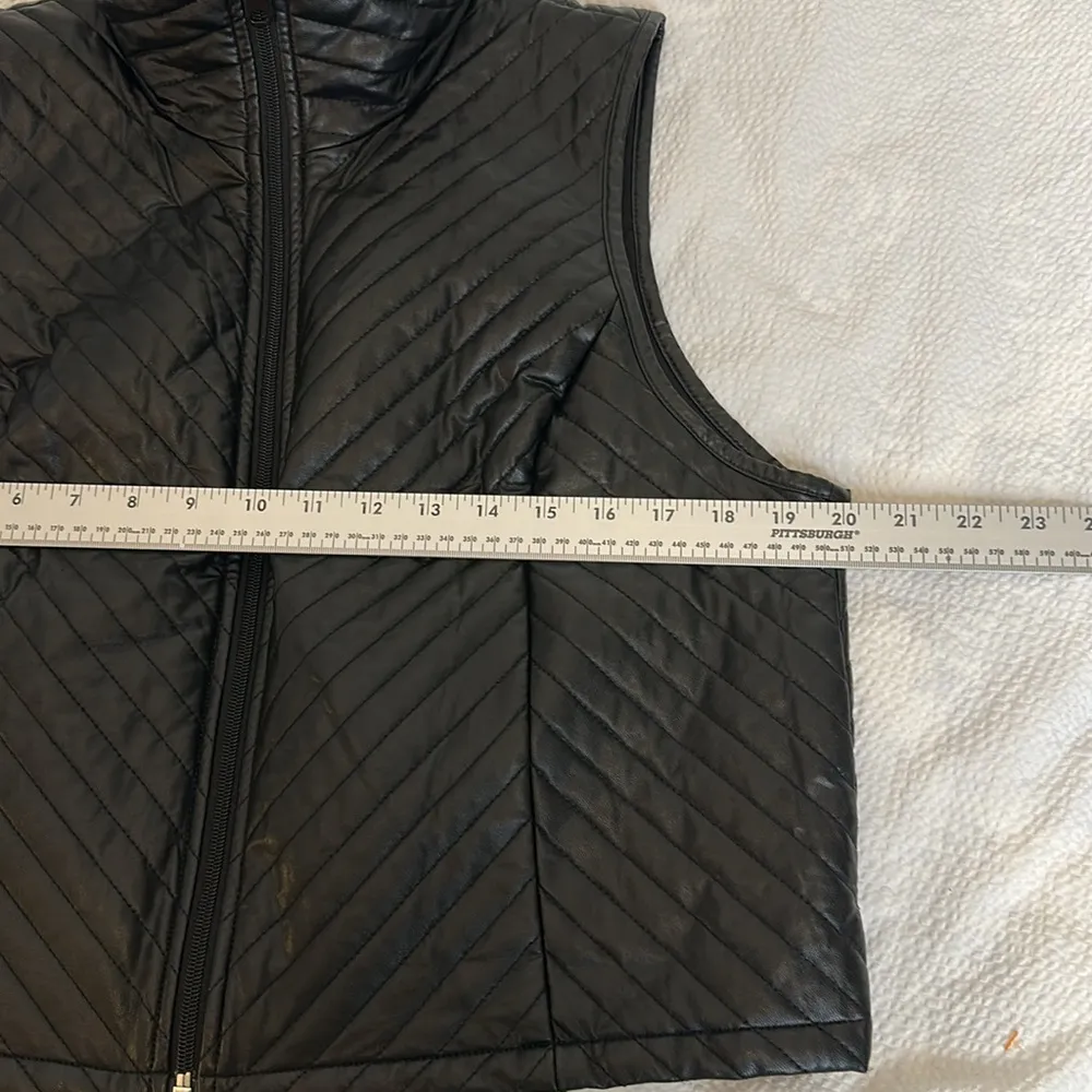 Zenergy by Chico's faux Black leatherQuilted Vest sz2 - Image 5