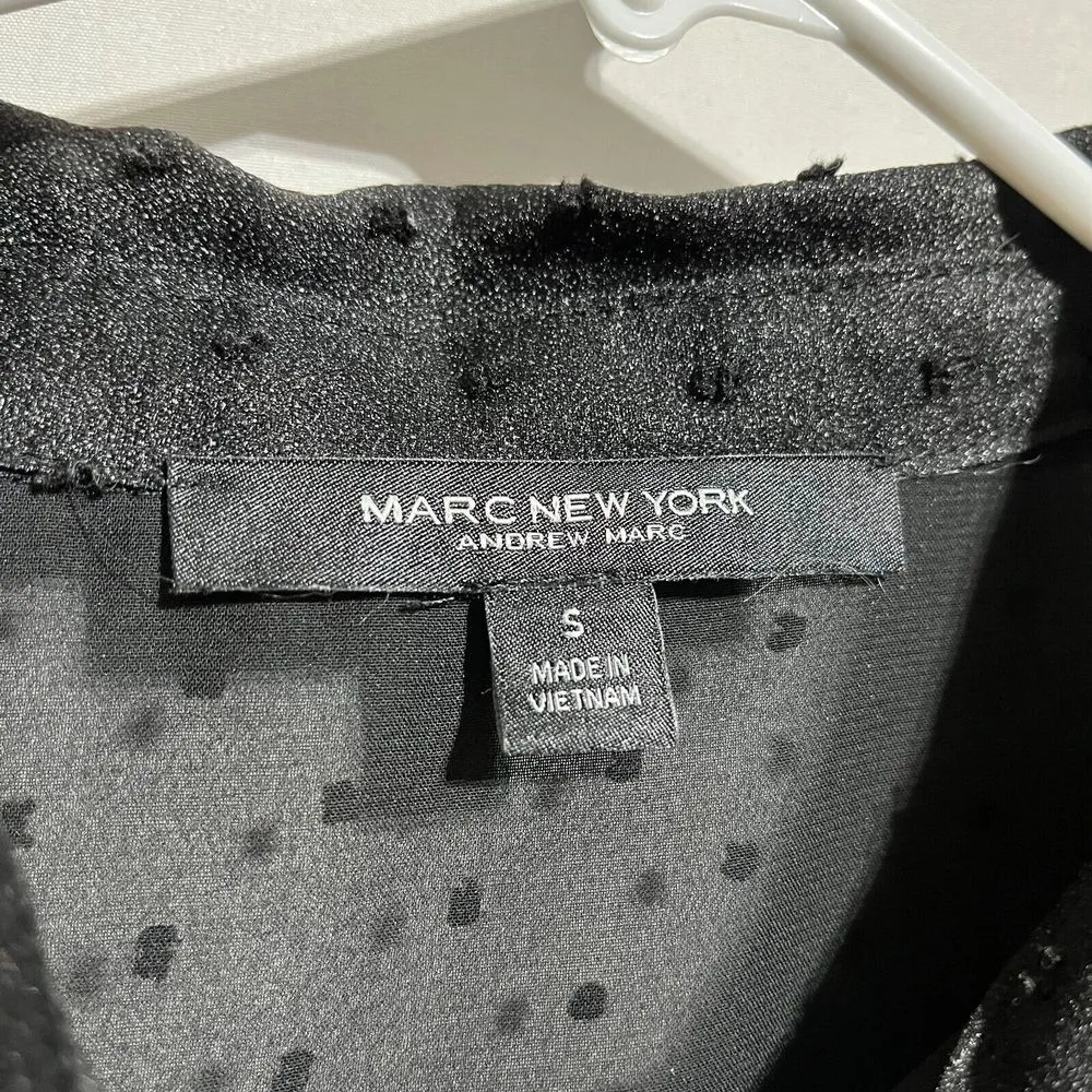 Andrew Marc  Blouse Top Women's Small Black Polka Dot Lined‎ Collared Button-Up - Image 3