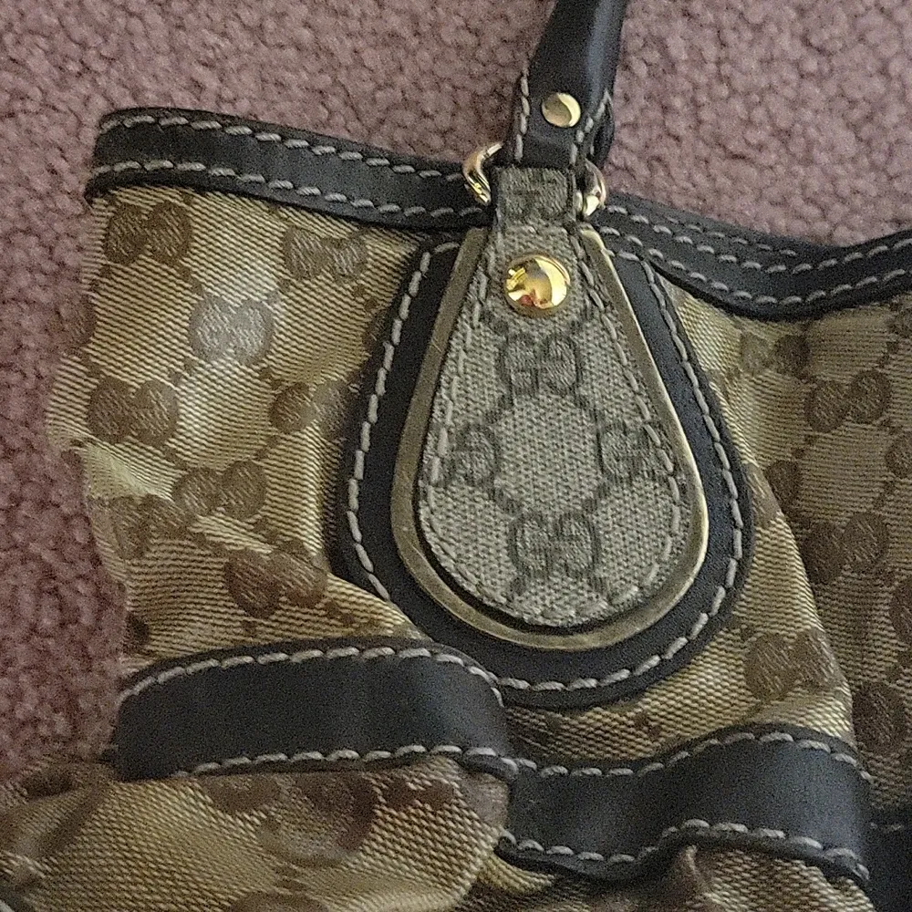 Gucci  Crystal Mix Supreme Bag - Image 8