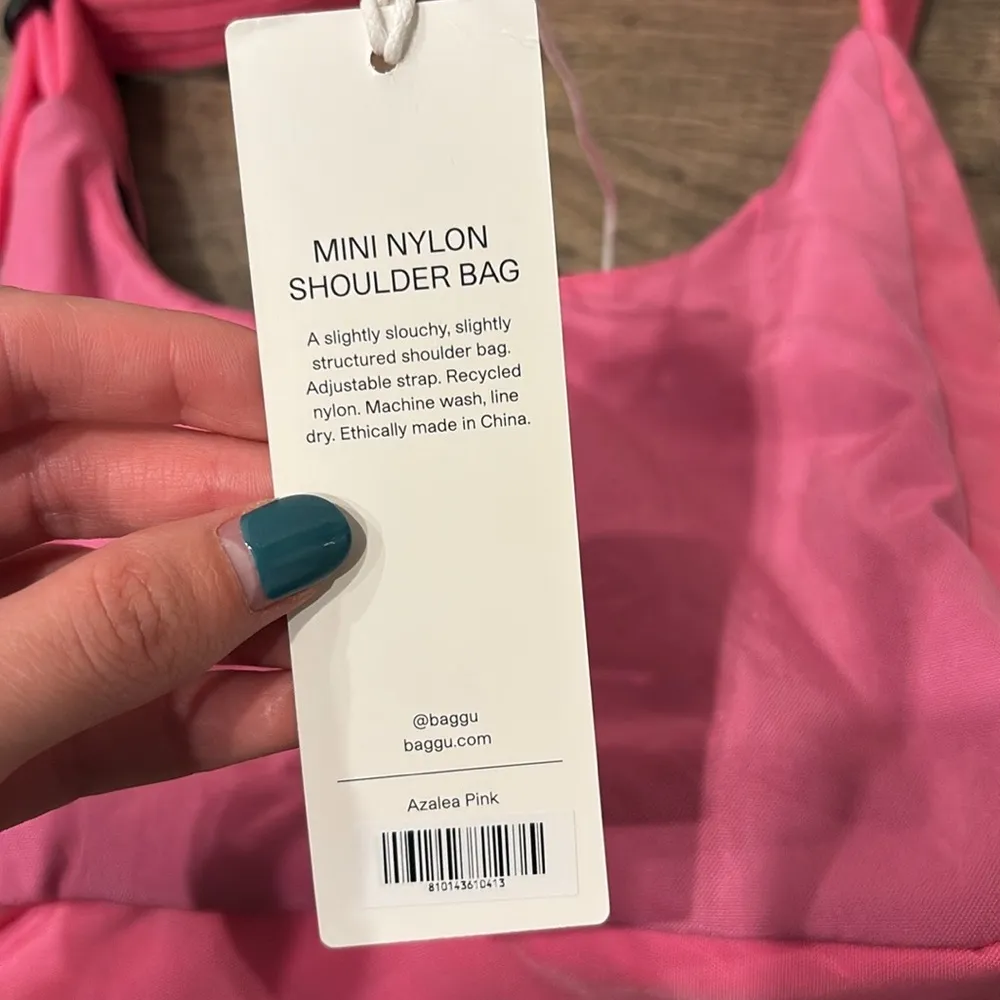 Baggu Mini Nylon Shoulder Bag Azalea Pink NEW 2-tones sides, strap, body - Image 6