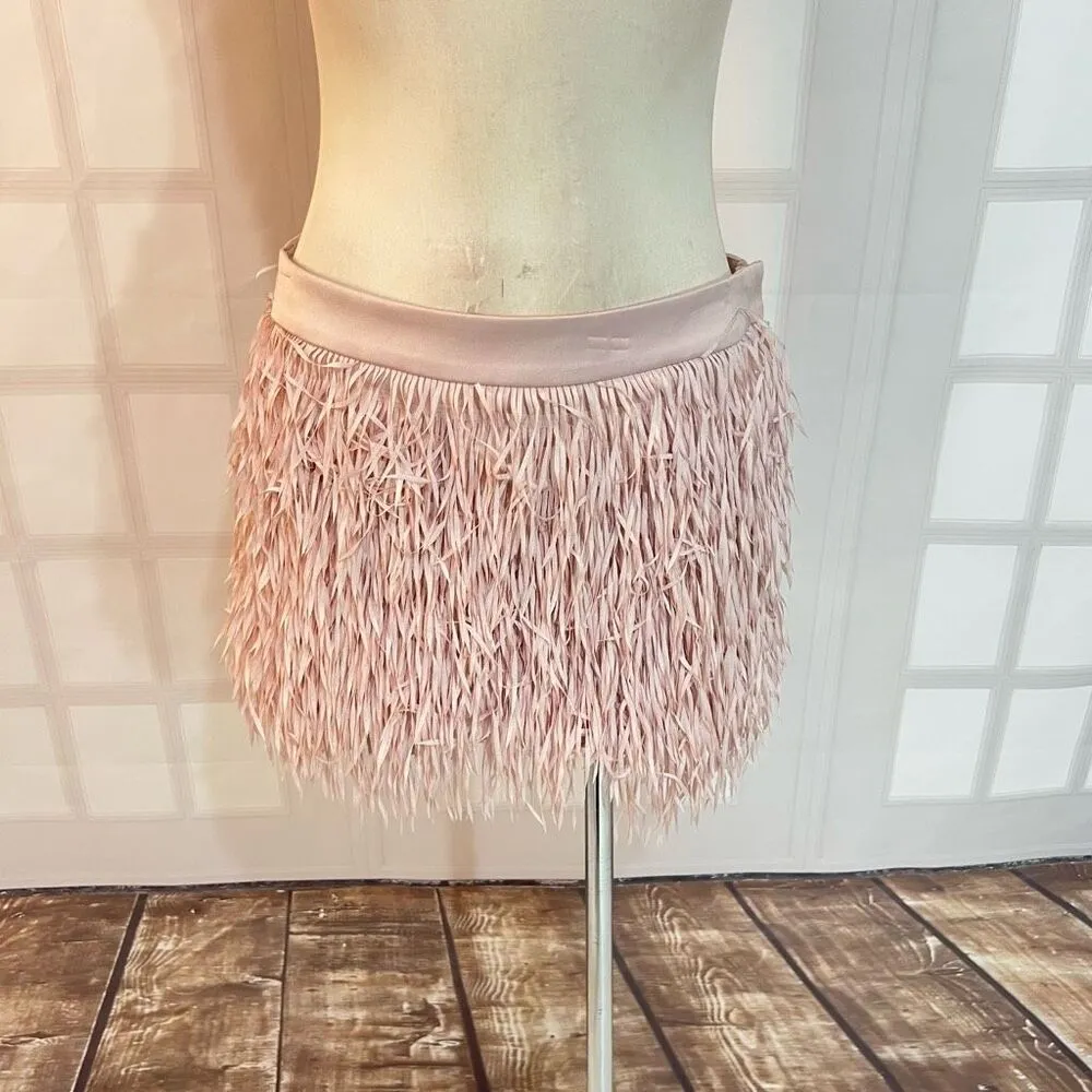 Express soft pink fringe mini skirt size 8 - Image 4