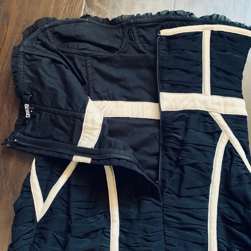 ASOS Vintage Black & Ivory Sexy Ruche Bodycon Strapless Cocktail Dress Size 4 - Image 8