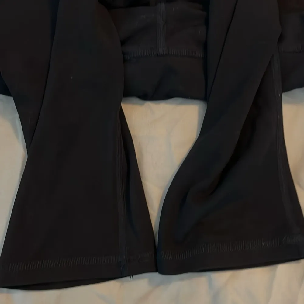 Vintage Lululemon Pedal Pusher Legging Size 2 - Image 4