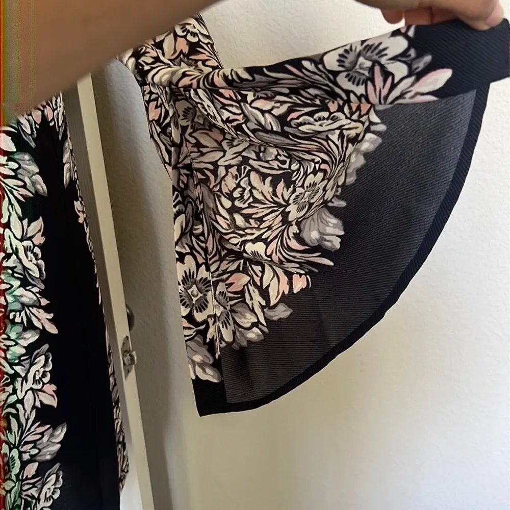 BCBGMAXAZRIA Bell Sleeve Tunic Dress in Garden Scarf Print - Image 10