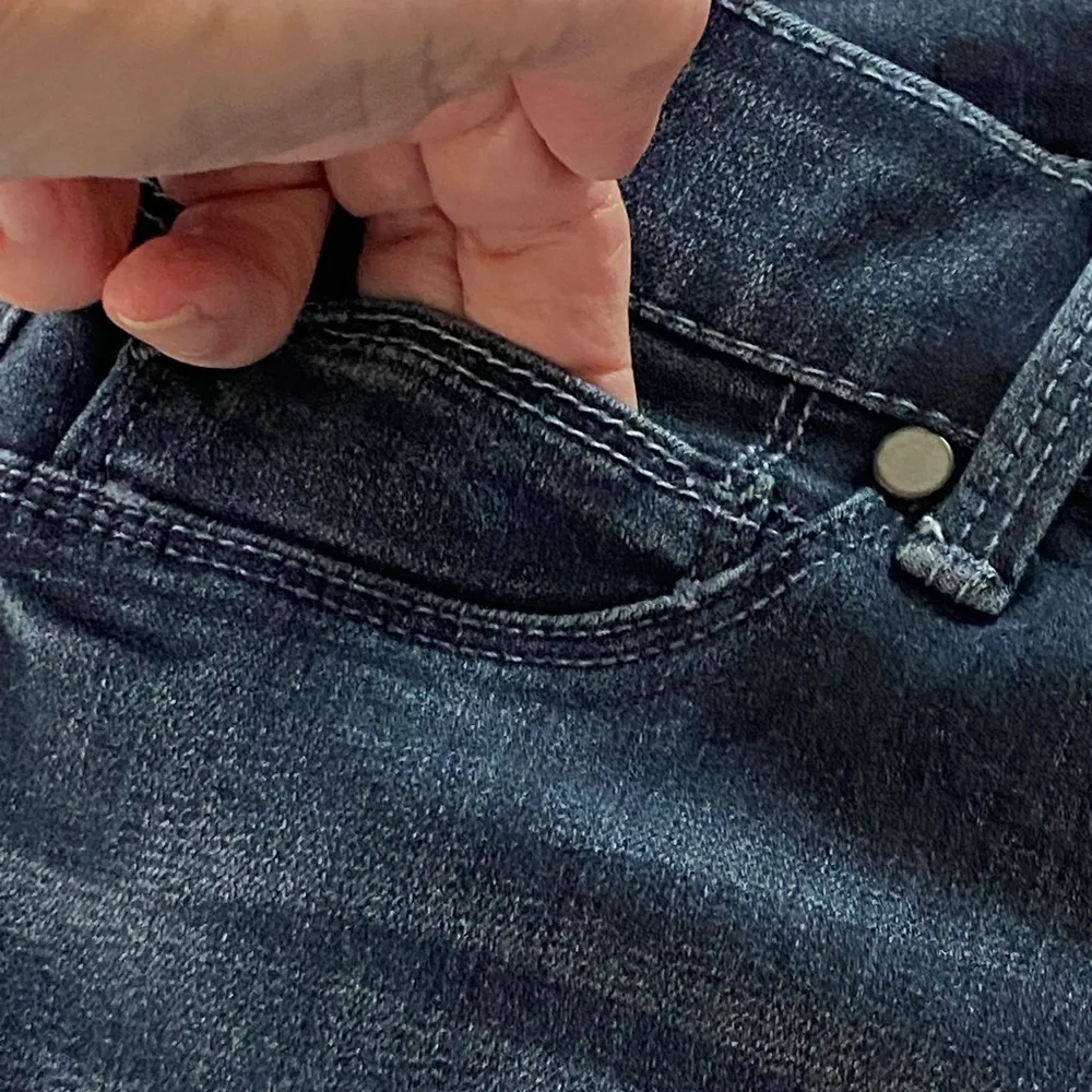 G by Giuliana Pull On Skinny Jeans in Classic Blue 3 Pocket Stretch Size Medium - Image 7