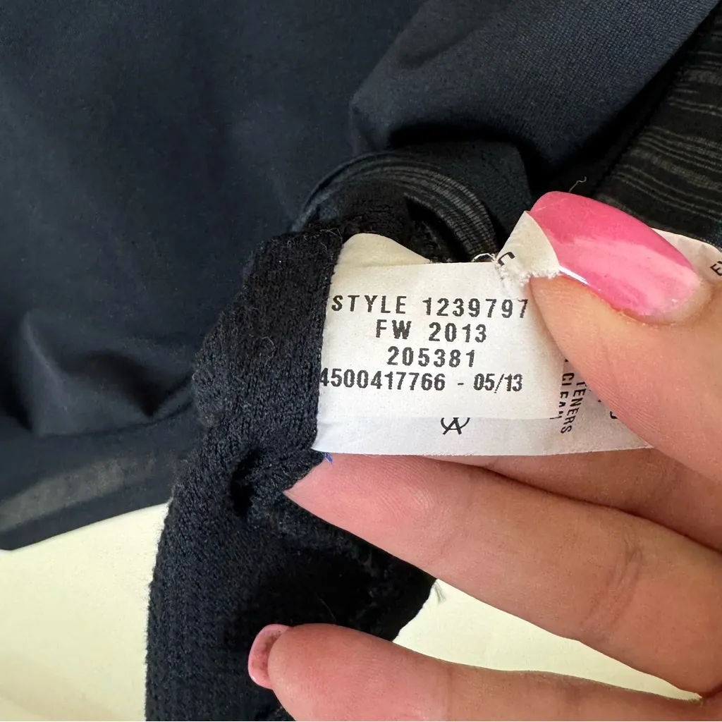 Under Armour Black Run Wind Top - Image 4