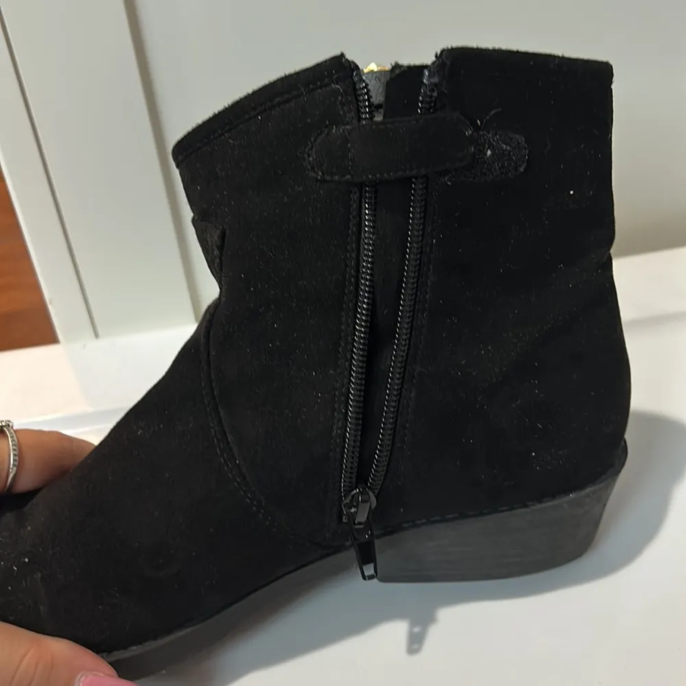 Sam Edelman Becka Addie Suede Fringe Black Booties - Image 5