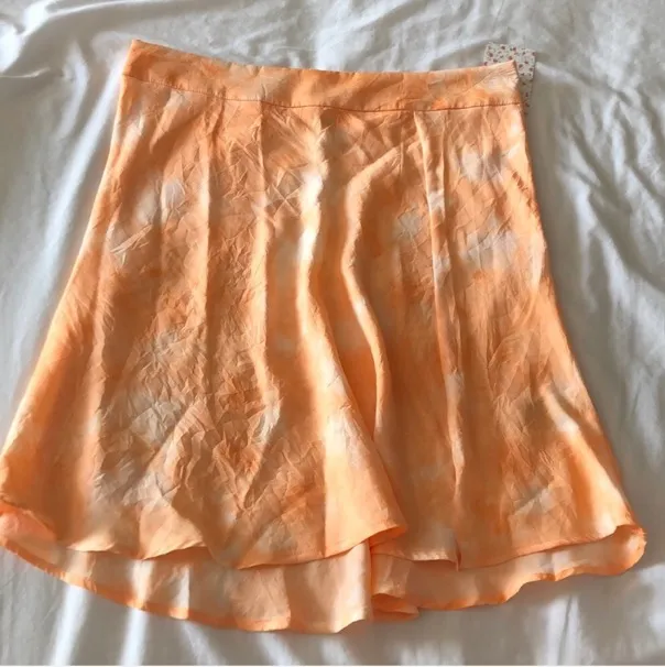Free People NWT  Tie-Dye skirt (size 8) - Image 5