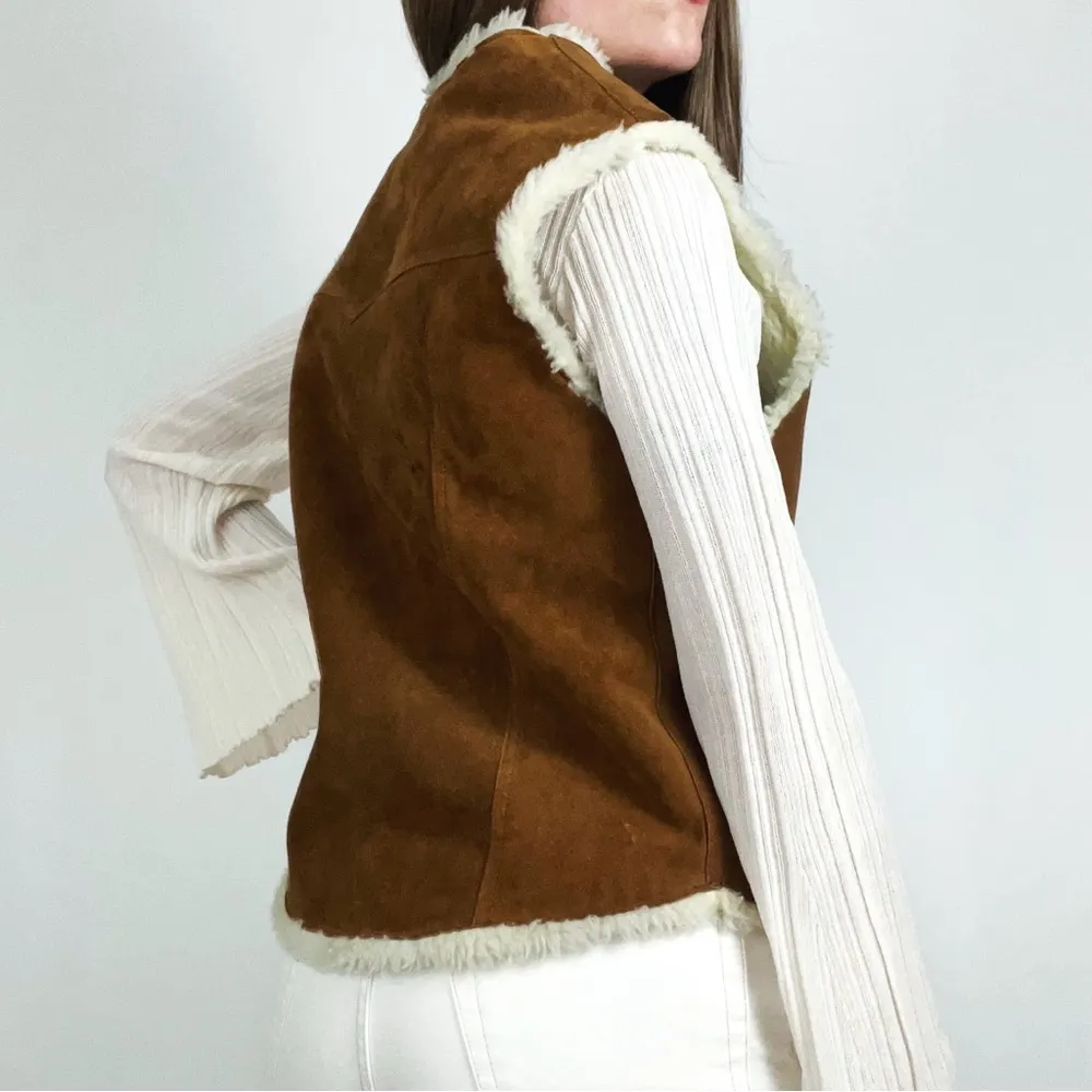 Vintage Faux - Image 5